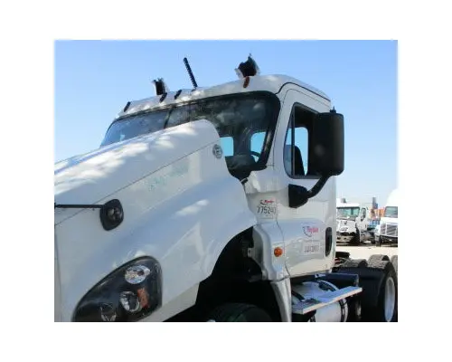 FREIGHTLINER CASCADIA 125 2018UP CAB