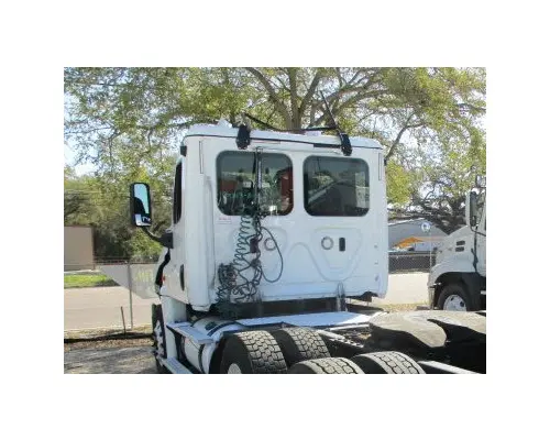 FREIGHTLINER CASCADIA 125 2018UP CAB