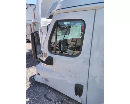 FREIGHTLINER CASCADIA 125 2018UP CAB