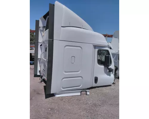 FREIGHTLINER CASCADIA 125 2018UP CAB