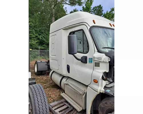 FREIGHTLINER CASCADIA 125 2018UP CAB