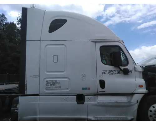FREIGHTLINER CASCADIA 125 2018UP CAB