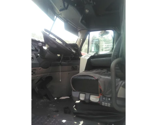 FREIGHTLINER CASCADIA 125 2018UP CAB