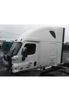 FREIGHTLINER CASCADIA 125 2018UP CAB