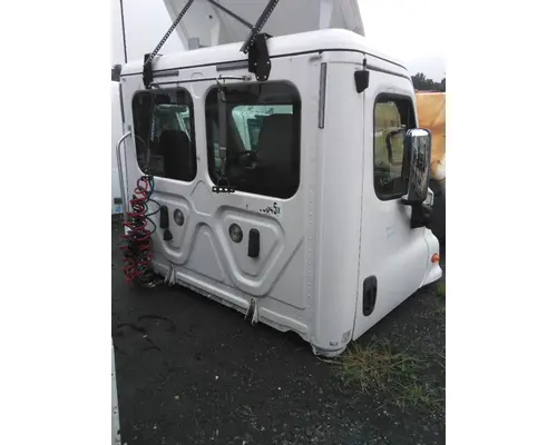 FREIGHTLINER CASCADIA 125 2018UP CAB