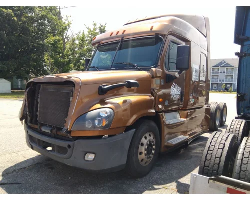 FREIGHTLINER CASCADIA 125 2018UP CAB