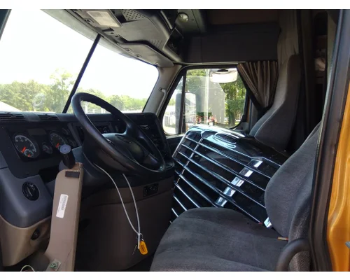 FREIGHTLINER CASCADIA 125 2018UP CAB