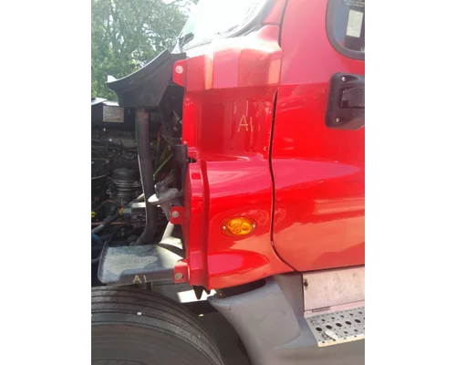 FREIGHTLINER CASCADIA 125 2018UP COWL