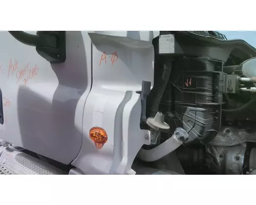FREIGHTLINER CASCADIA 125 2018UP COWL