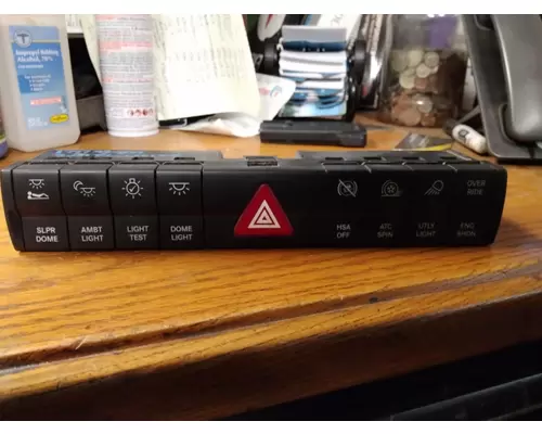 FREIGHTLINER CASCADIA 125 2018UP DASH PANEL