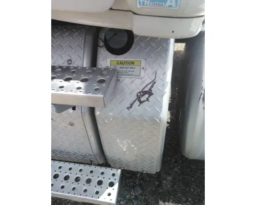 FREIGHTLINER CASCADIA 125 2018UP DEF TANK