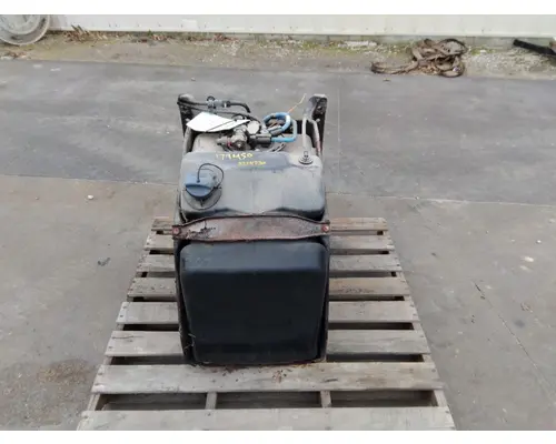 FREIGHTLINER CASCADIA 125 2018UP DEF TANK