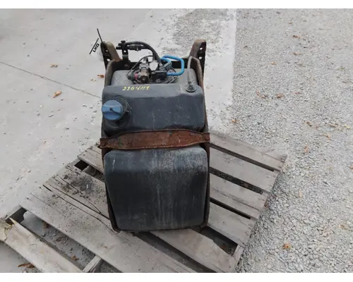 FREIGHTLINER CASCADIA 125 2018UP DEF TANK