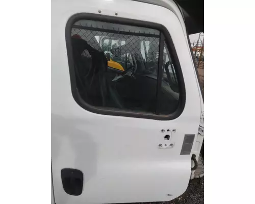 FREIGHTLINER CASCADIA 125 2018UP DOOR ASSEMBLY, FRONT