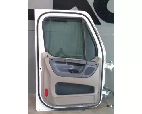 FREIGHTLINER CASCADIA 125 2018UP DOOR ASSEMBLY, FRONT