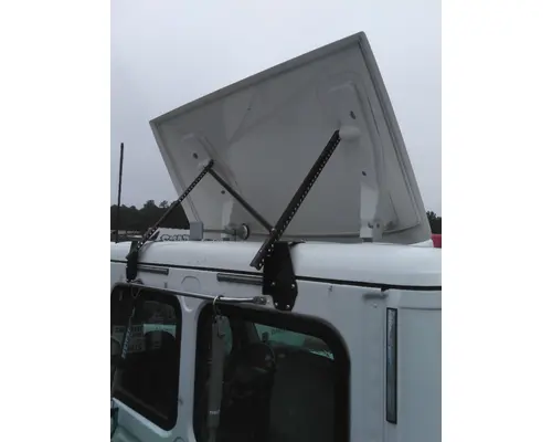 FREIGHTLINER CASCADIA 125 2018UP FAIRING, WIND DEFLECTOR ROOF