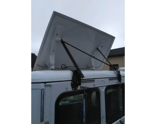 FREIGHTLINER CASCADIA 125 2018UP FAIRING, WIND DEFLECTOR ROOF