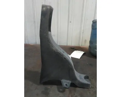 FREIGHTLINER CASCADIA 125 2018UP FAIRING BRACKETMOUNT