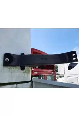 FREIGHTLINER CASCADIA 125 2018UP FAIRING BRACKET/MOUNT