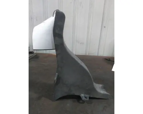 FREIGHTLINER CASCADIA 125 2018UP FAIRING BRACKETMOUNT
