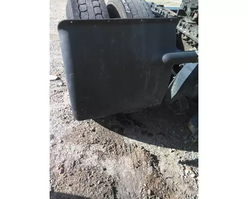 FREIGHTLINER CASCADIA 125 2018UP FENDER, QUARTERHALF REAR
