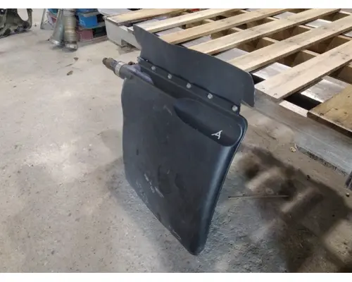 FREIGHTLINER CASCADIA 125 2018UP FENDER, QUARTERHALF REAR