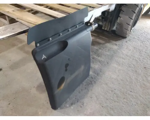 FREIGHTLINER CASCADIA 125 2018UP FENDER, QUARTERHALF REAR