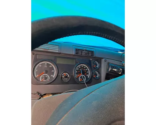 FREIGHTLINER CASCADIA 125 2018UP GAUGE CLUSTER