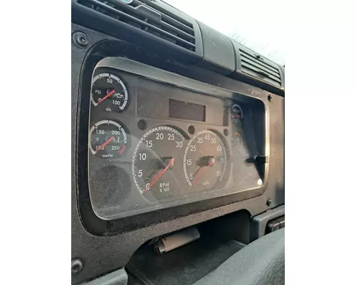 FREIGHTLINER CASCADIA 125 2018UP GAUGE CLUSTER