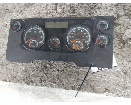 FREIGHTLINER CASCADIA 125 2018UP GAUGE CLUSTER