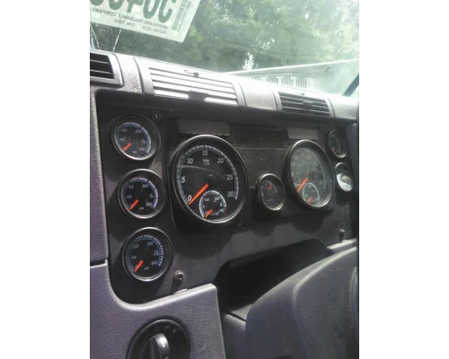 FREIGHTLINER CASCADIA 125 2018UP GAUGE CLUSTER