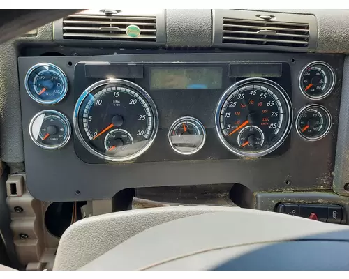 FREIGHTLINER CASCADIA 125 2018UP GAUGE CLUSTER