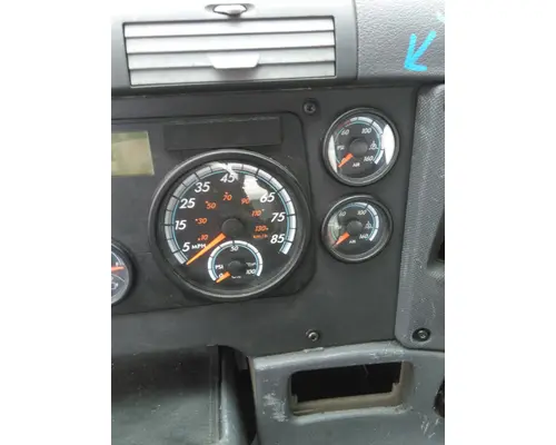 FREIGHTLINER CASCADIA 125 2018UP GAUGE CLUSTER