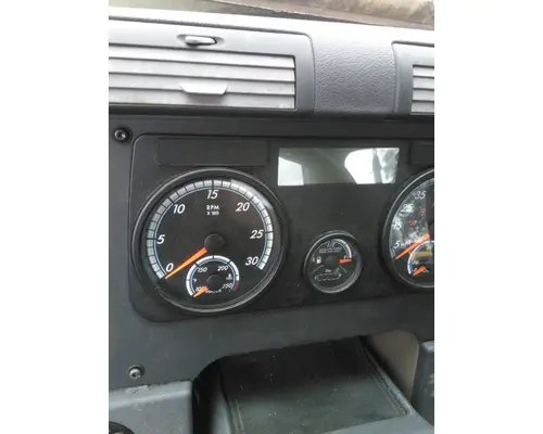 FREIGHTLINER CASCADIA 125 2018UP GAUGE CLUSTER