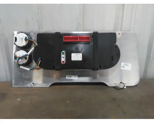 FREIGHTLINER CASCADIA 125 2018UP GAUGE CLUSTER