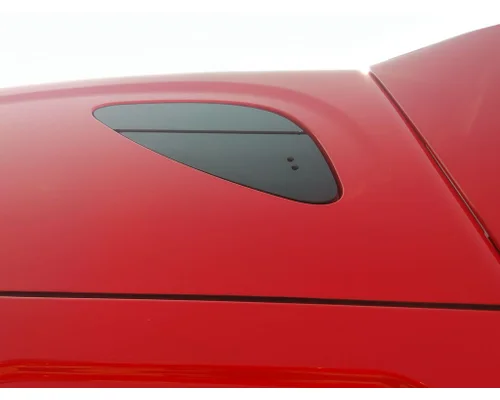 FREIGHTLINER CASCADIA 125 2018UP GLASS, SLEEPER