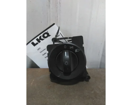 FREIGHTLINER CASCADIA 125 2018UP HEADLAMP SWITCH