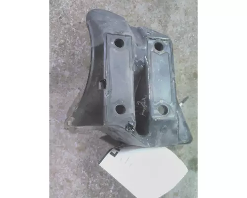 FREIGHTLINER CASCADIA 125 2018UP HOOD BRACKET