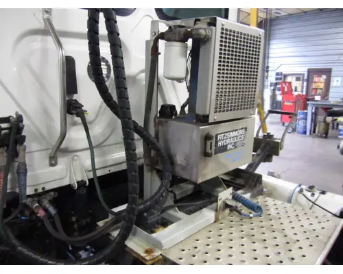 FREIGHTLINER CASCADIA 125 2018UP HYDRAULIC TANK