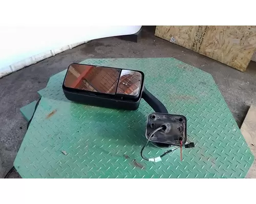 FREIGHTLINER CASCADIA 125 2018UP MIRROR ASSEMBLY CABDOOR