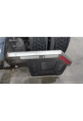 FREIGHTLINER CASCADIA 125 2018UP MUD FLAP HANGER