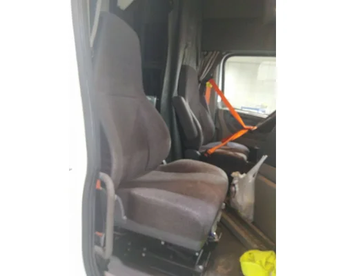 FREIGHTLINER CASCADIA 125 2018UP SEAT, FRONT