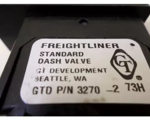 FREIGHTLINER CASCADIA 125 2018UP SWITCH, FIFTH WHEEL SLIDE