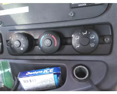 FREIGHTLINER CASCADIA 125 2018UP TEMPERATURE CONTROL