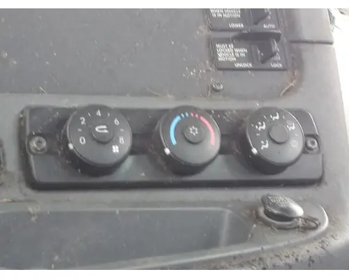 FREIGHTLINER CASCADIA 125 2018UP TEMPERATURE CONTROL