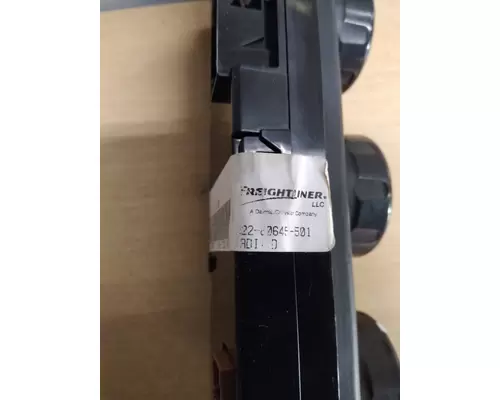FREIGHTLINER CASCADIA 125 2018UP TEMPERATURE CONTROL