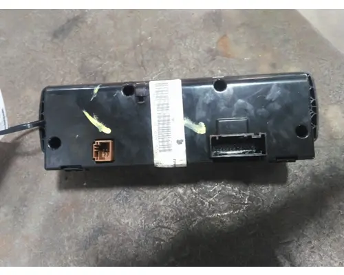 FREIGHTLINER CASCADIA 125 2018UP TEMPERATURE CONTROL