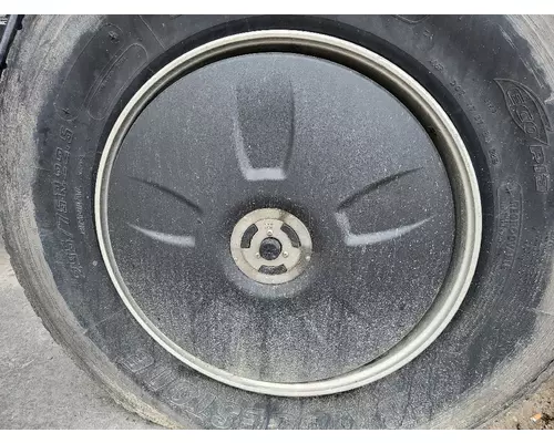 FREIGHTLINER CASCADIA 125 2018UP WHEELHUB COVER