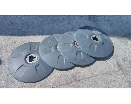 FREIGHTLINER CASCADIA 125 2018UP WHEELHUB COVER
