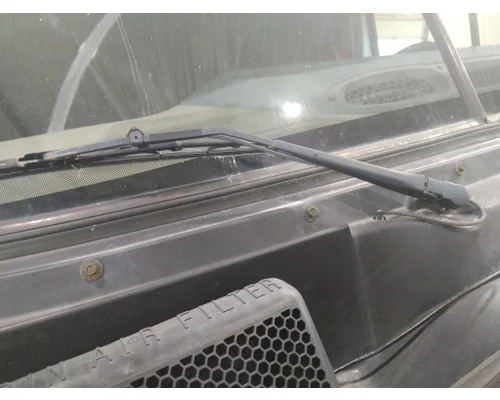 FREIGHTLINER CASCADIA 125 2018UP WINDSHIELD WIPER ARM